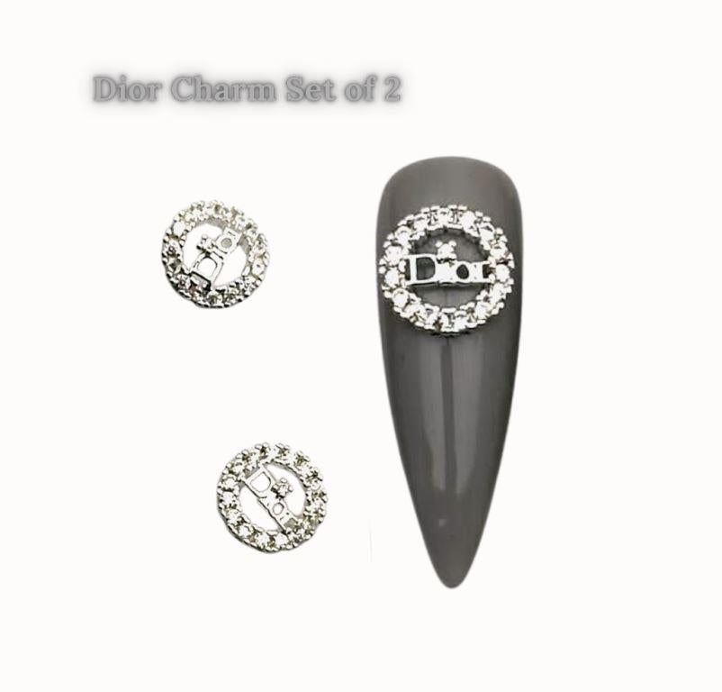 2 pcs Luxury Brand Nail Charms Unique Style Alloy Heart Zircon Luxury Jewelry For Manicure Nail Art Decoration Accessories