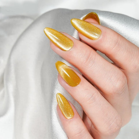 KWEEN Shiny Gold Cat Eye Gel Nail Art Polish Gel Gold Snowlight Semi-transparent Soak Off Gel Polish Led UV Gel For Manicure