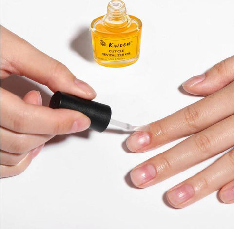 KWEEN Nail Cuticle Revitalizing Oil, Nourish and Moisturize Nails, Cuticle Care Oil for Soothing and Strengthens Nails, Heals Dry Cracked Cuticles